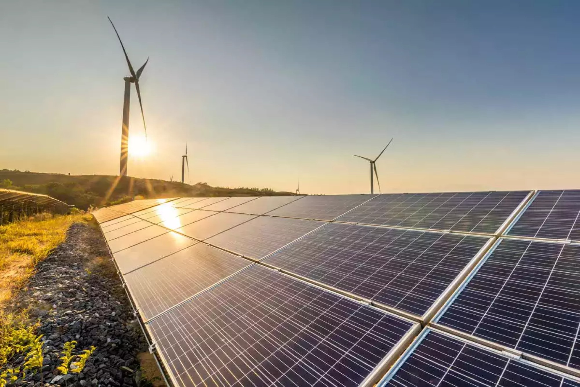 Hybrid Solar PV + BESS